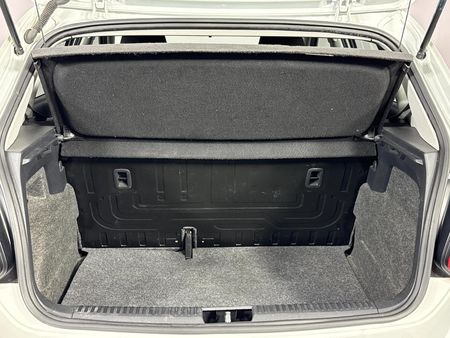 2019-Volkswagen-Polo-Vivo-14-Trendline-5-dr_13