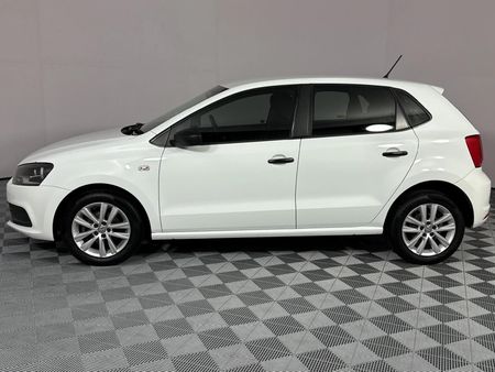 2019-Volkswagen-Polo-Vivo-14-Trendline-5-dr_18