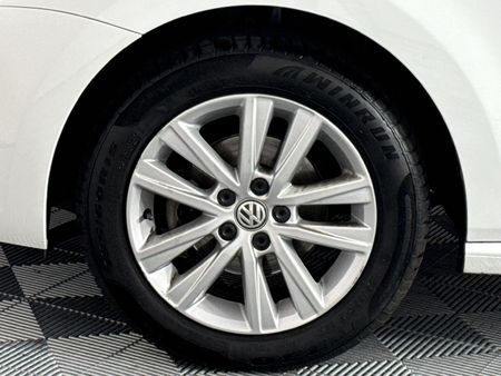 2019-Volkswagen-Polo-Vivo-14-Trendline-5-dr_4