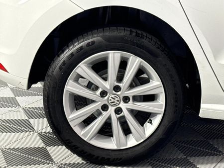 2019-Volkswagen-Polo-Vivo-14-Trendline-5-dr_7