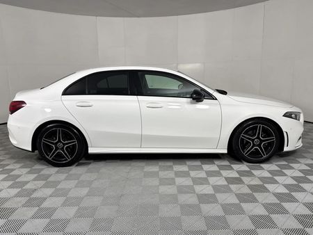 2023-Mercedes-Benz-A-Class-A-200-progressive-Sedan_14