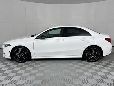 2023-Mercedes-Benz-A-Class-A-200-progressive-Sedan_16