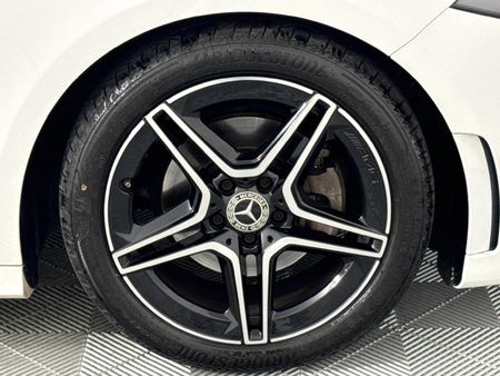 2023-Mercedes-Benz-A-Class-A-200-progressive-Sedan_4