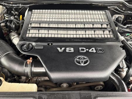 2009-Toyota-Land-Cruiser-200-TD-V8-VX-Auto_13