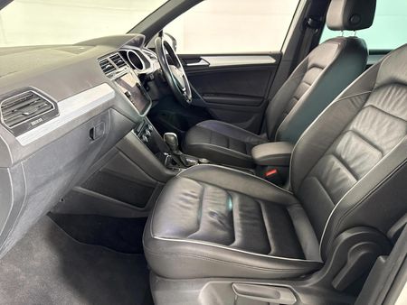 2020-Volkswagen-Tiguan-20-TDI-Comfortline-4Motion-Auto_4