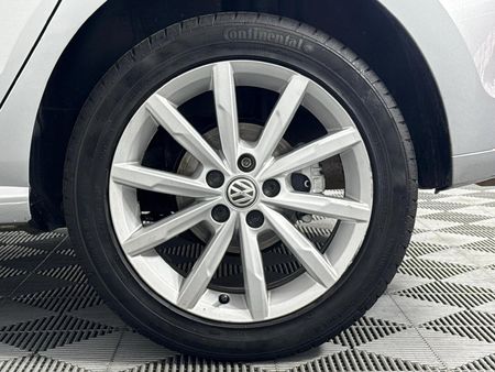 2017-Volkswagen-Polo-12-TSI-Highline-81kW_6