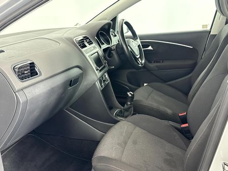 2017-Volkswagen-Polo-12-TSI-Highline-81kW_8