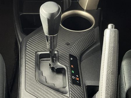 2013-Toyota-RAV4-20-GX-Auto_10