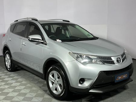 2013-Toyota-RAV4-20-GX-Auto_15