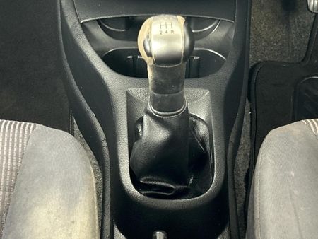 2011-Nissan-Livina-16-Acenta-X-Gear_10
