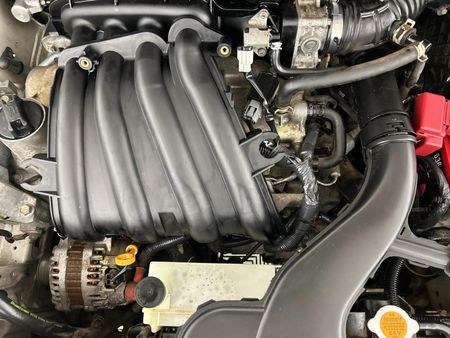 2011-Nissan-Livina-16-Acenta-X-Gear_13