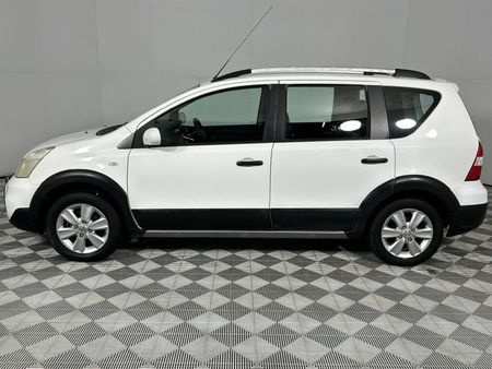 2011-Nissan-Livina-16-Acenta-X-Gear_20
