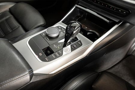 2019-BMW-3-Series-330d-M-Sport-Auto_9