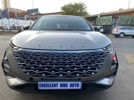 2024-Omoda-C5-15T-Luxury_2