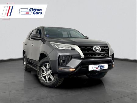 2022-Toyota-Fortuner-24-GD-6-Raised-Body-Auto_2