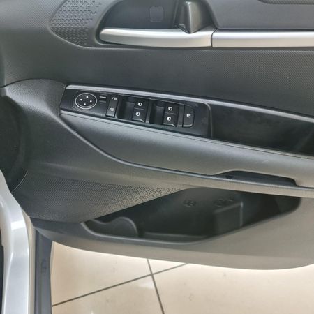 2024-Kia-Sonet-15-LX_12