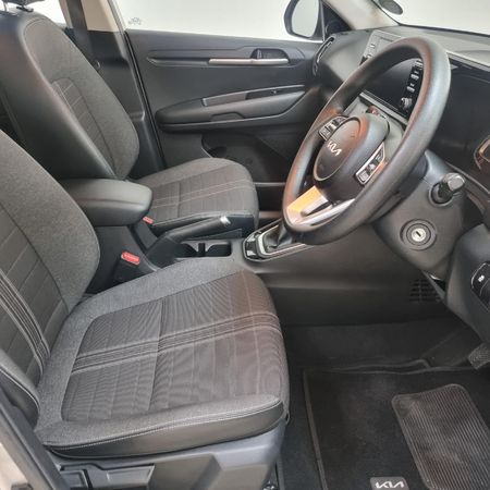 2024-Kia-Sonet-15-LX_6