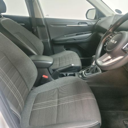2025-Kia-Sonet-15-LX-Auto_17