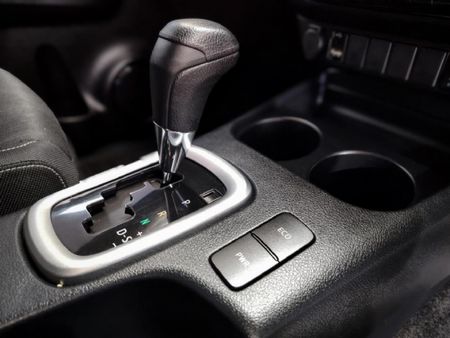 2024-Toyota-Hilux-28-GD-6-Raised-Body-Raider-Auto-Double-Cab_11