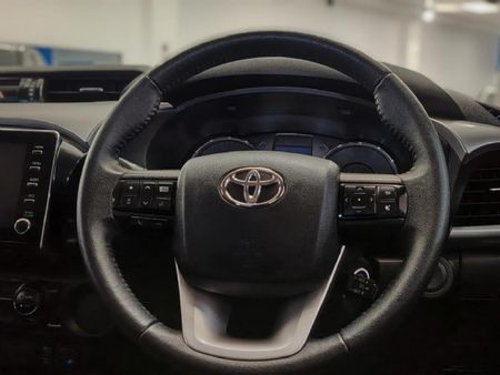 2024-Toyota-Hilux-28-GD-6-Raised-Body-Raider-Auto-Double-Cab_13