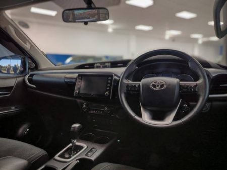 2024-Toyota-Hilux-28-GD-6-Raised-Body-Raider-Auto-Double-Cab_14