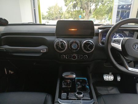 2025-BAIC-B40-20T-Plus-Champion-Auto_12