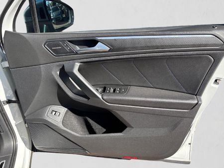 2023-Volkswagen-Tiguan-R-20-TSI-4M-Auto-235kw_14
