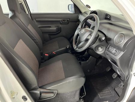 2025-Suzuki-S-Presso-10-GL_9