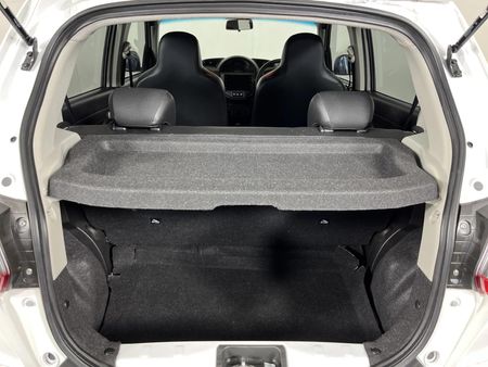 2025-Suzuki-S-Presso-10-GL_13