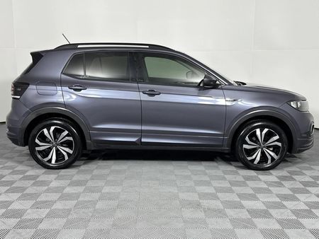 2023-Volkswagen-T-Cross-10-TSI-Comfortline_17