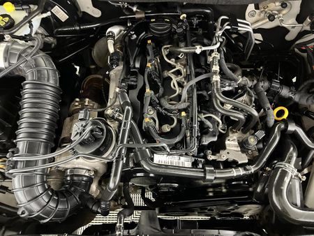 2019-Volkswagen-Amarok-20-BiTDI-Highline-132kW-Auto-Double-Cab_12