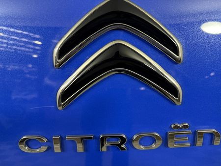 2024-Citroen-C3-Aircross-12T-PureTech-Feel-Auto_11