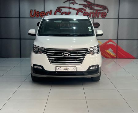 2020-Hyundai-H-1-25-CRDi-Elite-Auto-12-seat_2