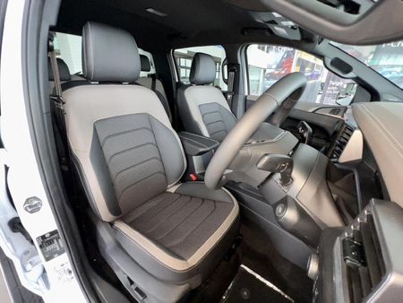 2026-Volkswagen-Amarok-30-TDI-V6-184kW-4Motion-Aventura-Auto-Double-Cab_7