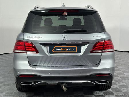 2016-Mercedes-Benz-GLE-350d-4Matic_16