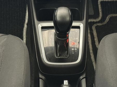 2023-Suzuki-Swift-12-GLX-Auto_10