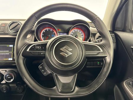 2023-Suzuki-Swift-12-GLX-Auto_12