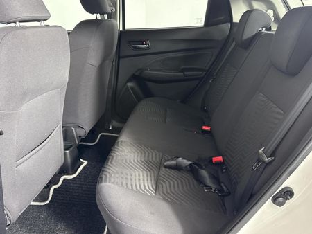 2023-Suzuki-Swift-12-GLX-Auto_3
