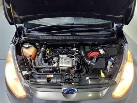 2016-Ford-B-Max-10-EcoBoost-Ambiente_9