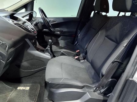 2016-Ford-B-Max-10-EcoBoost-Ambiente_11