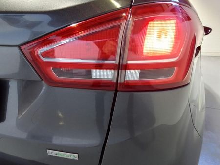 2016-Ford-B-Max-10-EcoBoost-Ambiente_15