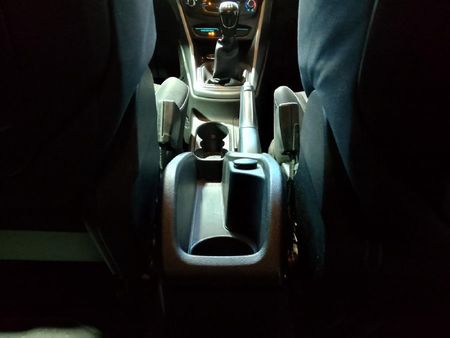 2016-Ford-B-Max-10-EcoBoost-Ambiente_16