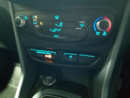 2016-Ford-B-Max-10-EcoBoost-Ambiente_24