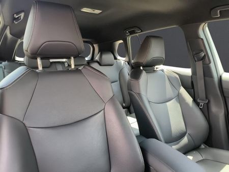 2024-Toyota-Corolla-Cross-18-XS_9
