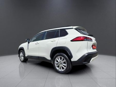 2024-Toyota-Corolla-Cross-18-XS_4