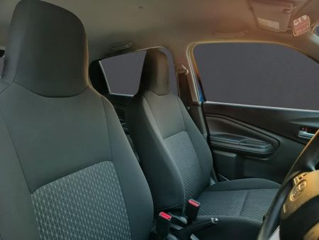 2024-Toyota-Vitz-10-XR_9