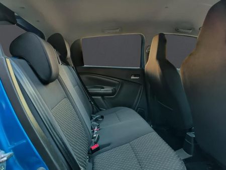 2024-Toyota-Vitz-10-XR_10