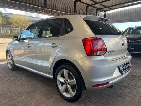 2023-Volkswagen-Polo-Vivo-16-Highline-5-dr_4