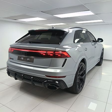 2026-Audi-RSQ8-SUV-PERFORMANCE-QUATTRO-TIPTRONIC_15