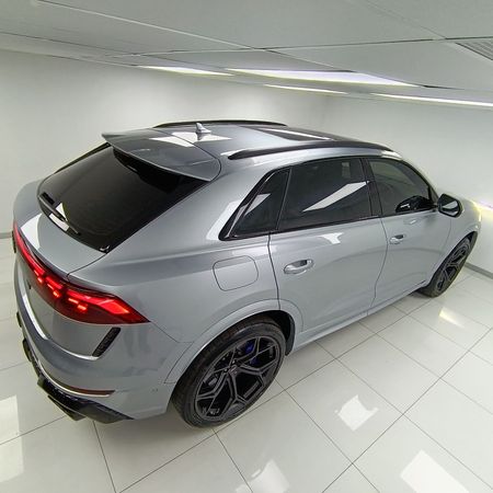 2026-Audi-RSQ8-SUV-PERFORMANCE-QUATTRO-TIPTRONIC_16